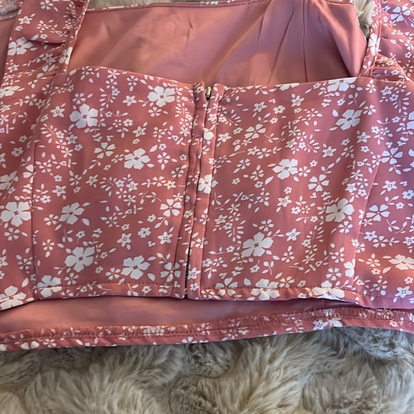 Pink Lily Two Piece Set - Picture 5 of 6